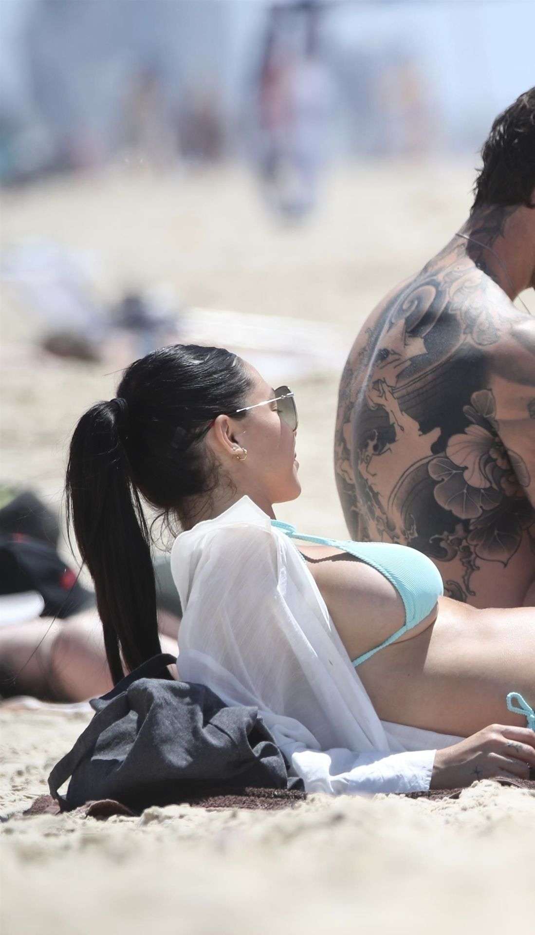 London Shay Goheen in Bikini on the Gold Coast
