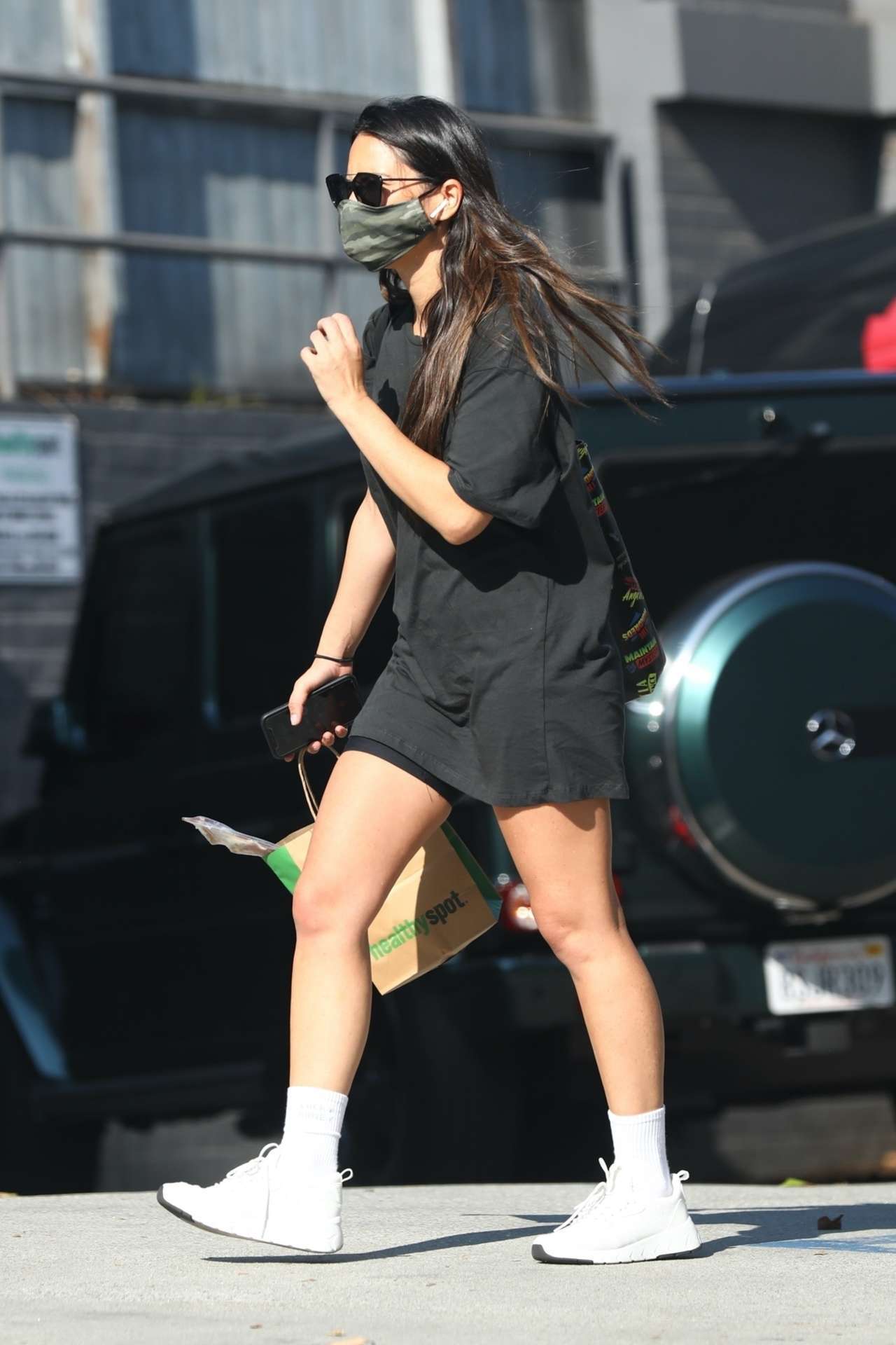 Olivia Munn Leggy, Outside Healthy Spot in West Hollywood