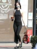 Scout Willis Outside The Coffee Bean and Tea Leaf in Los Feliz