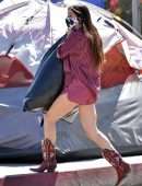 Scout Willis Leggy and Upskirt, Donates a Few Bags of Clothes in LA