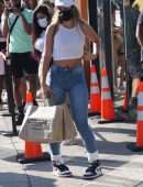 Sommer Ray Booty in Jeans, Sneaker Shopping at Cool Kicks in WeHo