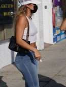 Sommer Ray Booty in Jeans, Sneaker Shopping at Cool Kicks in WeHo