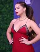 Addison Rae at 2020 E! People's Choice Awards in Santa Monica