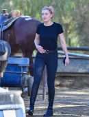 Amber Heard Booty, Horseback Riding in Los Angeles