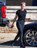 Amber Heard Booty, Horseback Riding in Los Angeles