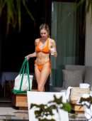 Delilah Belle Hamlin in Bikini at the Pool in Riviera Maya