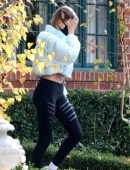 Hailey Baldwin Leaving a Private Pilates Class in Los Angeles