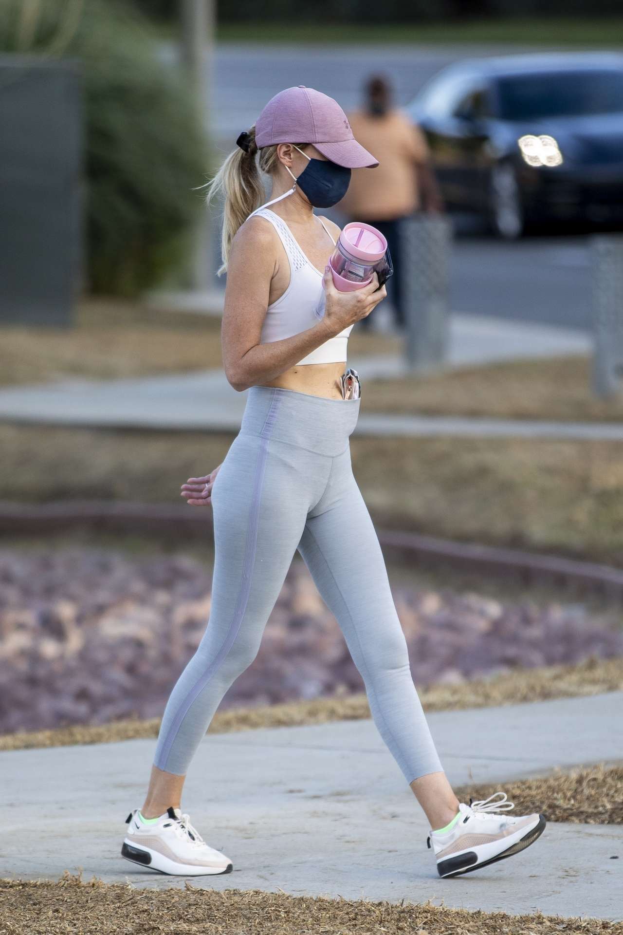 Hayley Roberts Booty in Leggings Out in Calabasas