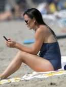Jennifer Garner in Swimsuit at the Beach in Malibu