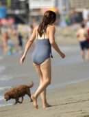 Jennifer Garner in Swimsuit at the Beach in Malibu