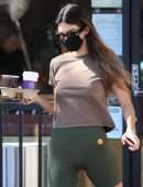 Kendall Jenner Booty, Outside Coffee Bean & Tea in Beverly Hills
