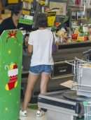 Natalie Portman Leggy, Shopping in Sydney