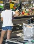 Natalie Portman Leggy, Shopping in Sydney