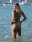 Arabella Chi Booty in Bikini at the Beach in Dubai