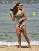Francesca Allen in Swimsuit, Enjoys a Day on the Beach in Dubai