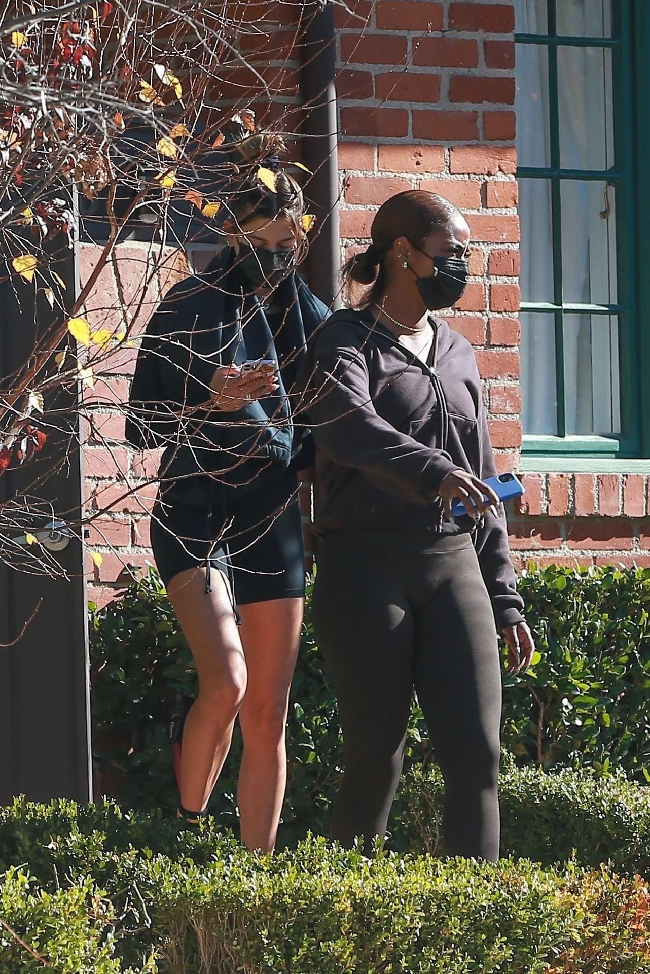 Hailey Baldwin Leaving a Private Pilates Class in Los Angeles
