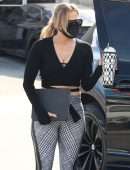 Jennifer Lopez Cleavage and Booty in Leggings, Outside a Gym in Miami