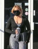 Jennifer Lopez Cleavage and Booty in Leggings, Outside a Gym in Miami