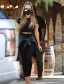 Khloe Kardashian and Kim Kardashian Visiting a Friend in Malibu