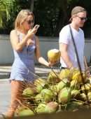 Kimberley Garner Leggy, Out in Holetown, Barbados