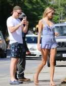 Kimberley Garner Leggy, Out in Holetown, Barbados