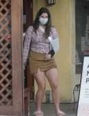 Lana Del Rey Leggy Outside Il Tramezzino in Studio City