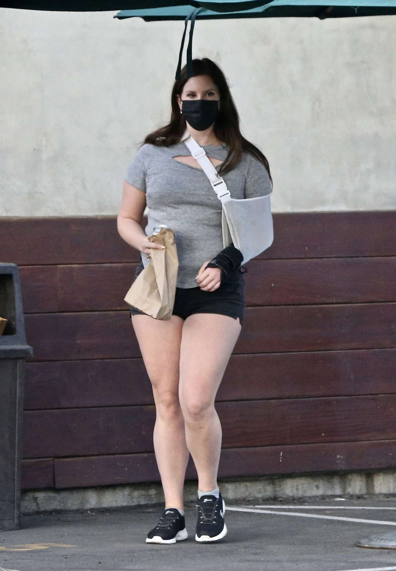 Lana Del Rey Leggy Outside Hugo's Tacos in Los Angeles