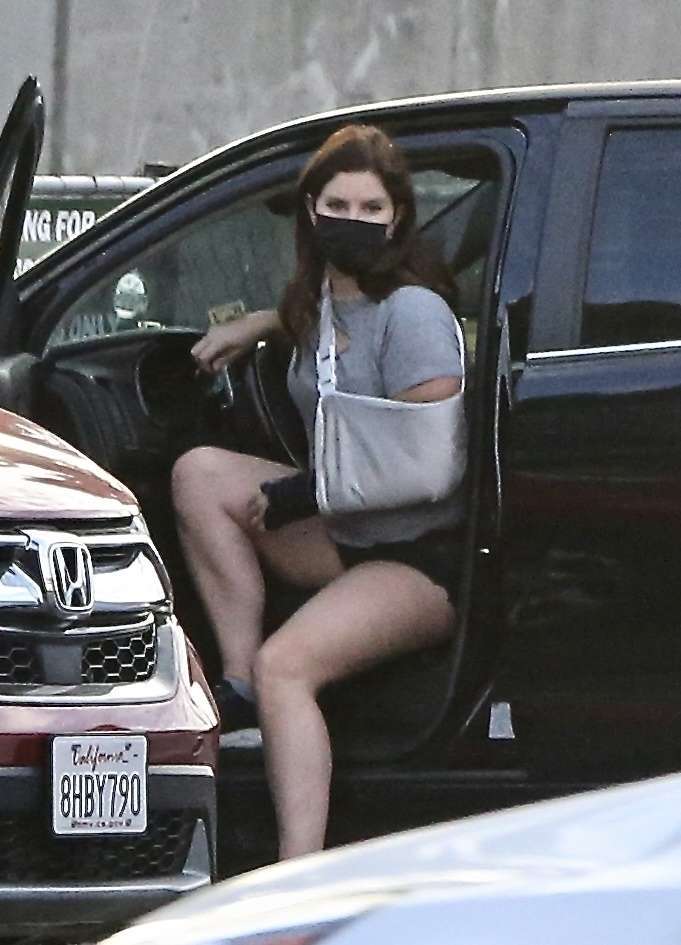 Lana Del Rey Leggy Outside Hugo's Tacos in Los Angeles