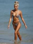 Pia Mia Perez Booty in a Thong BIkini on the Beach in Miami