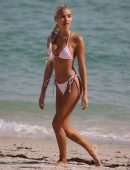 Pia Mia Perez Booty in Bikini on the Beach in Miami