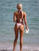 Pia Mia Perez Booty in Bikini on the Beach in Miami