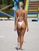 Pia Mia Perez Booty in Bikini on the Beach in Miami