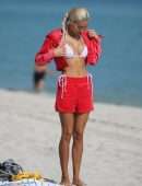Pia Mia Perez Booty in Bikini on the Beach in Miami