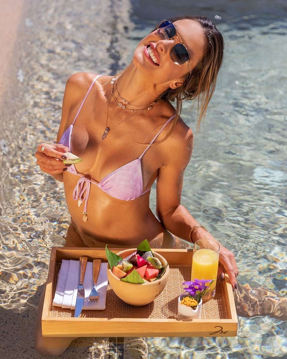 Alessandra Ambrosio in GAL Floripa - January 2021