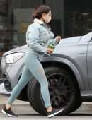 Eiza Gonzalez Booty in Tights Picking up Juice in Los Angeles