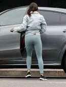 Eiza Gonzalez Booty in Tights Picking up Juice in Los Angeles