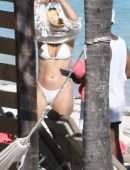 Jennifer Lopez Booty in Thong Bikini in Turks and Caicos