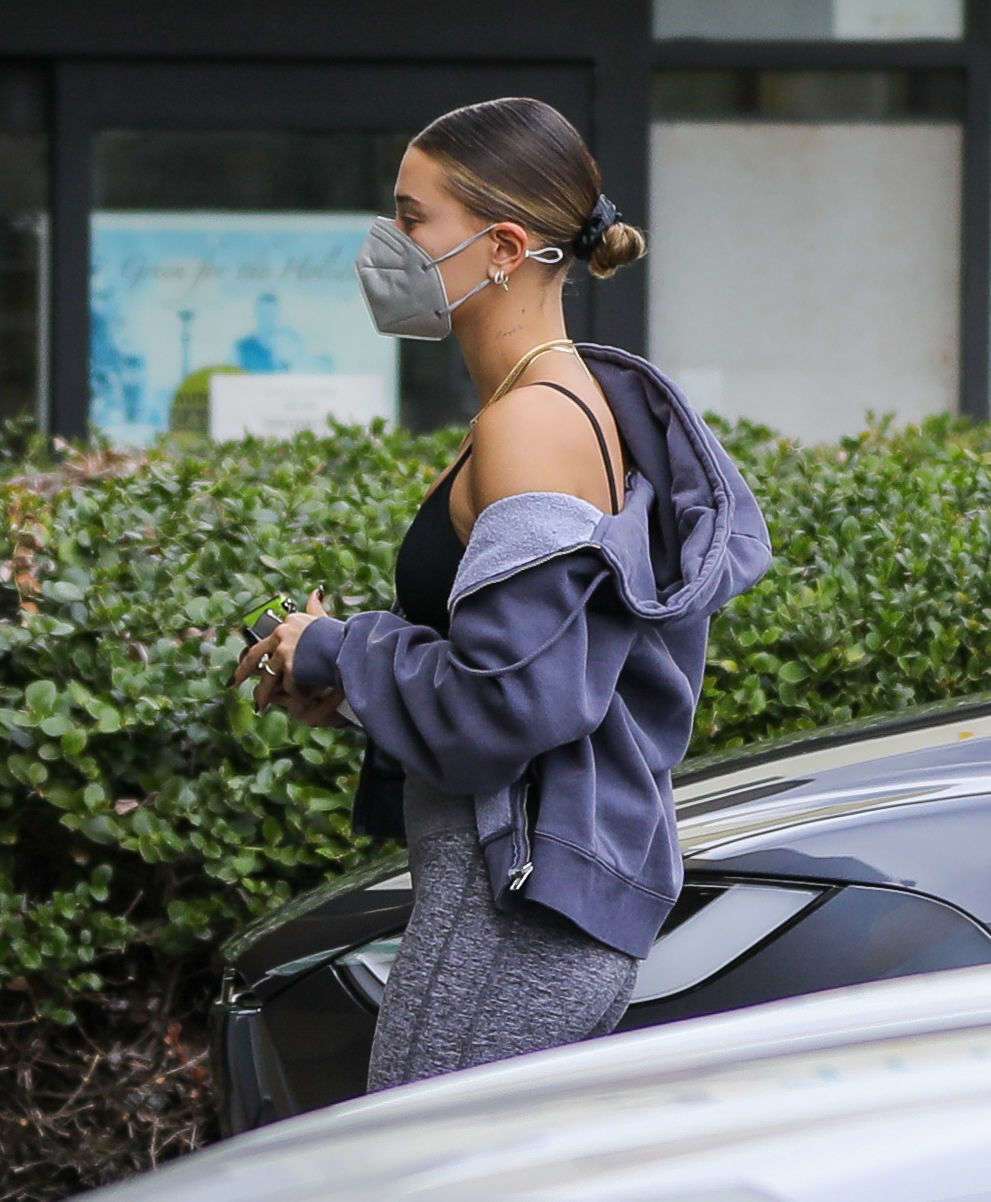 Kendall Jenner and Hailey Baldwin, Out in Los Angeles