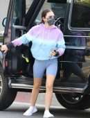 Lucy Hale Booty, Grabs Coffee and Lunch to-go in Hollywood California