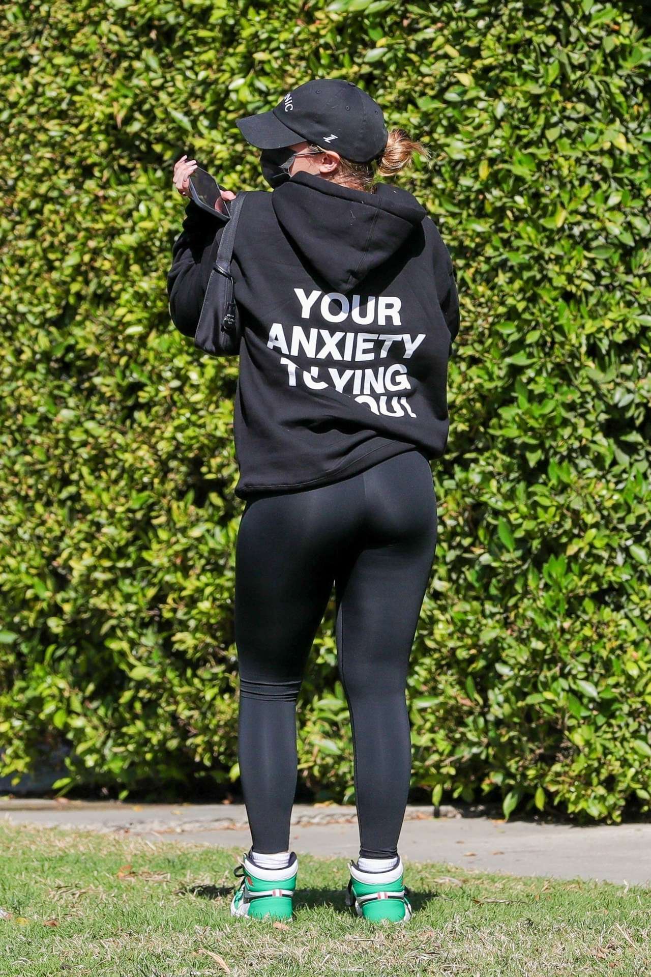 Addison Rae Booty in Tights, going to Pilates Class in West Hollywood