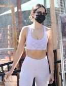 Eiza Gonzalez in Sports Wear Picking up Lunch in Los Angeles