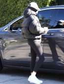 Hailey Baldwin Booty Outside Morning Pilates Class in West Hollywood