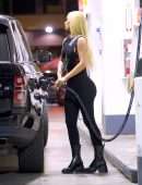 Iggy Azalea Booty in a Tight Bodysuit Out in Beverly Hills