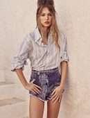 Lila Grace Moss in Vogue Japan Magazine - April 2021