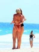 Caroline Vreeland Cleavage and Booty in Bikini on the Beach in Tulum