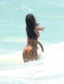 Lais Ribeiro Cleavage in Bikini on the Beach in Tulum