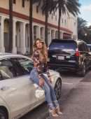 Cindy Prado Booty in Tight Jeans