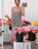 Danielle Bux Picks Up Flowers from the Market in Los Angeles
