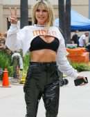 Heidi Klum Arriving for an America's Got Talent Taping in Pasadena
