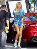 Heidi Klum Filming a KIA Commercial for America's Got Talent in Pasadena